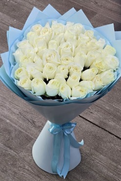 Flowers from 100 Roses Dubai shared by Thilina 07